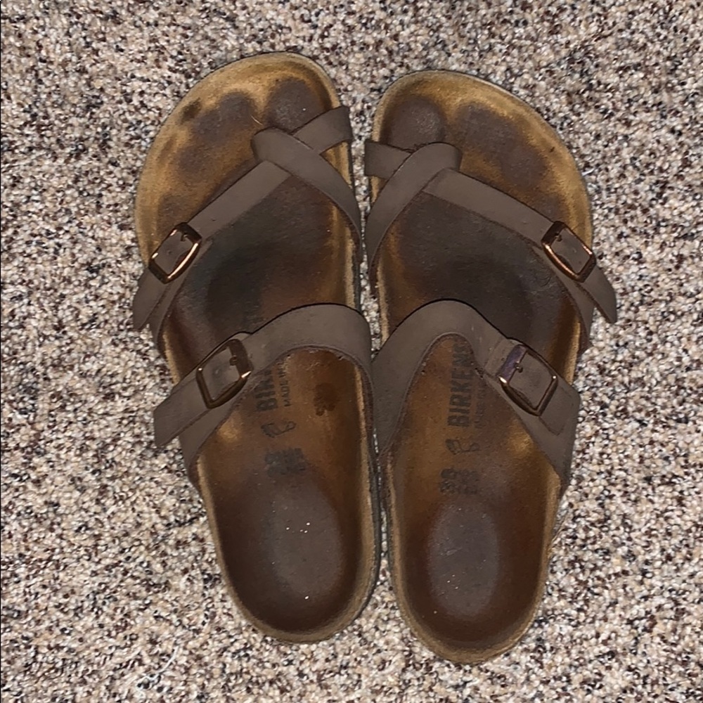 toe strap birkenstock’s